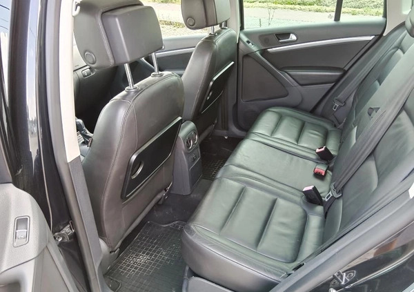 Volkswagen Tiguan cena 39900 przebieg: 230000, rok produkcji 2012 z Stąporków małe 379
